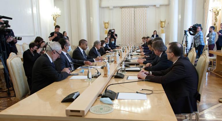 Ukraine : la Russie accepte le « principe » de la participation de l'ONU et de la Croix-Rouge aux évacuations de Marioupol